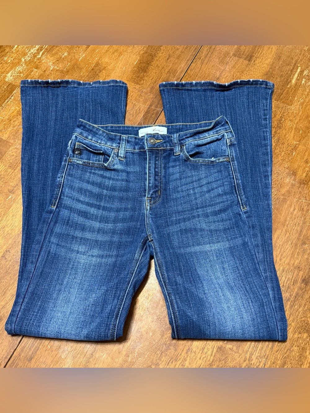 Kancan Petite Flare Jeans Women’s Medium Wash 27 Stretch Denim